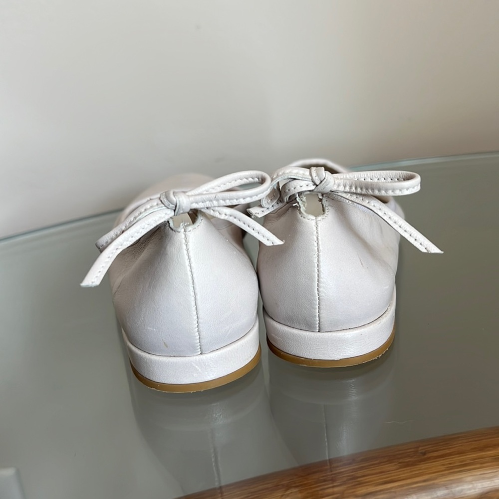 Stuart Weitzman flats
